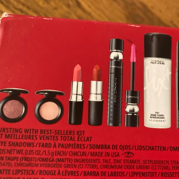 MAC 7 pc Makeup Bundle + Cosmetic Bag $167 Value - Picture 4 of 13